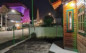 Super Casa de 3 Quartos ao Lado da Igreja Matriz